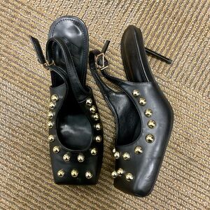 Women Sz 40 Black Square Toe Studded Sling Back leather  Heels